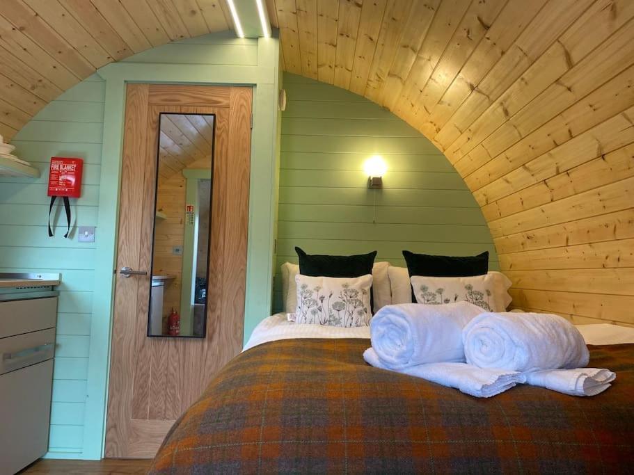 Seaview Lodges At Torlinnhe فورت ويليام المظهر الخارجي الصورة